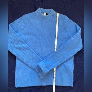 Ann Taylor crew neck sweater, petite S, sky blue